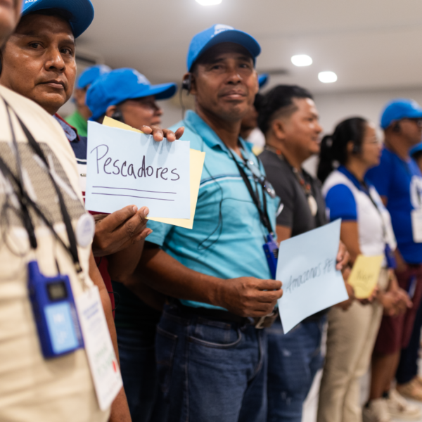 HOME-ENGLISH 8 Conservando la Cuenca Amazónica Aguas Amazonicas